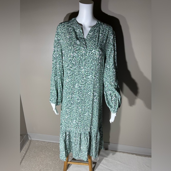 Olsen Flounce Longsleeve V-neck Floral Maxi Dress - Picture 1 of 11